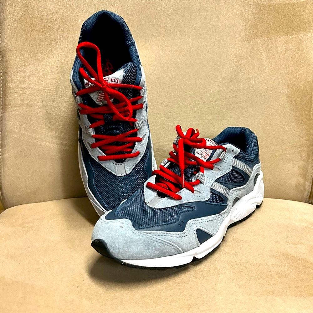 NWT New Balance 850 No Vacancy Inn Navy Sneakers